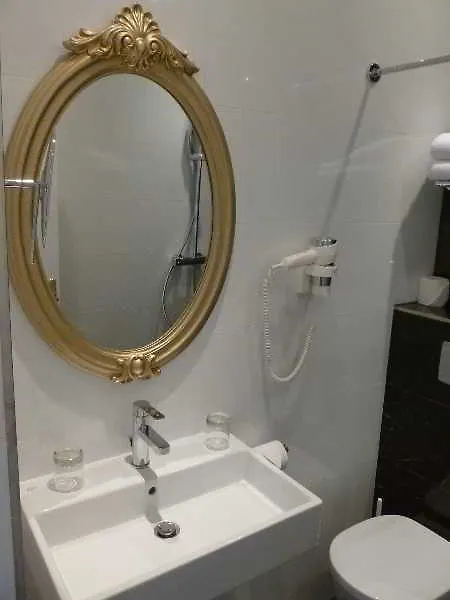 Hotel Montparnasse Saint Germain Paris 3*,