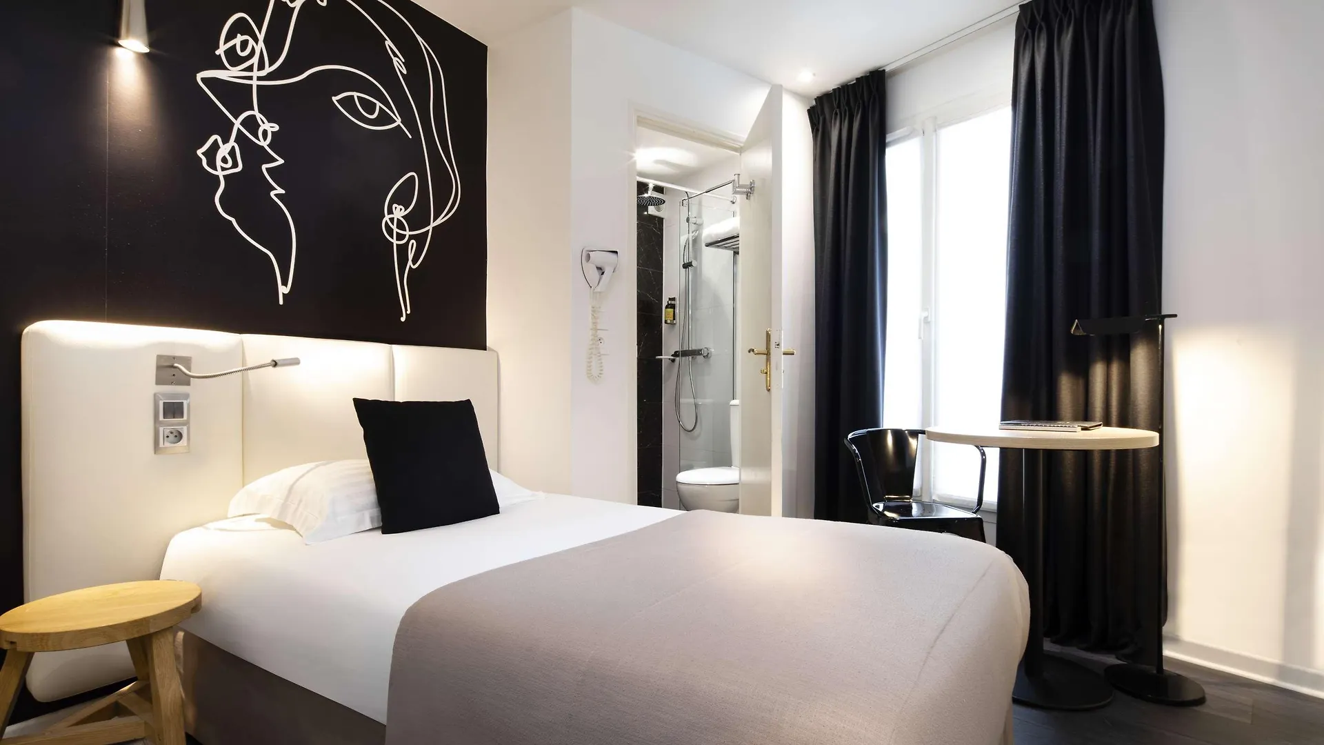 Hotel Montparnasse Saint Germain Paris France