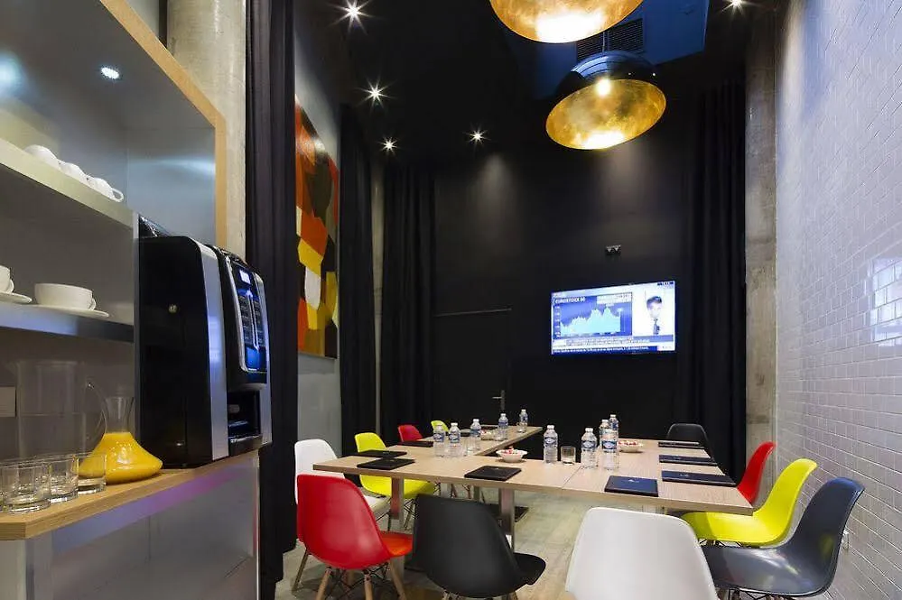 Hotel Montparnasse Saint Germain Paris 3*,